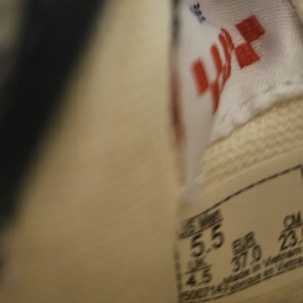Vans - Picture 4 of 4